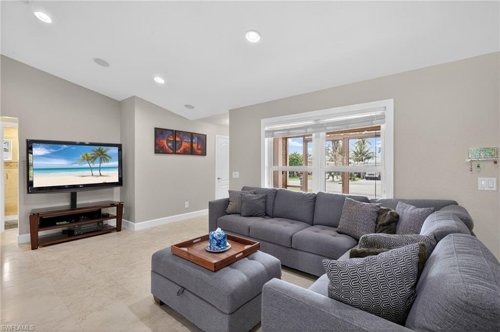 MORSE SHORES - Residential