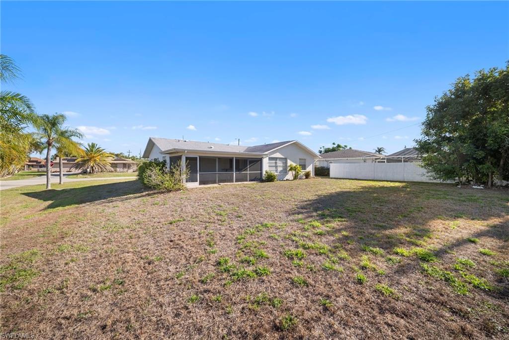 CAPE CORAL - Residential