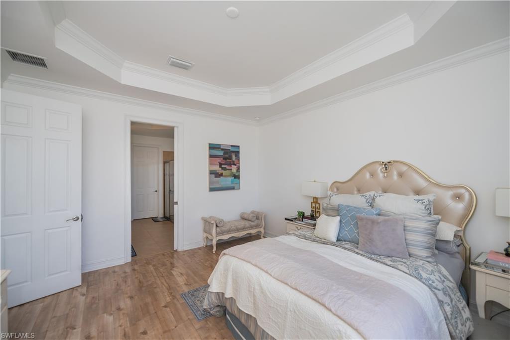 CELEBRATION CAPE - Residential