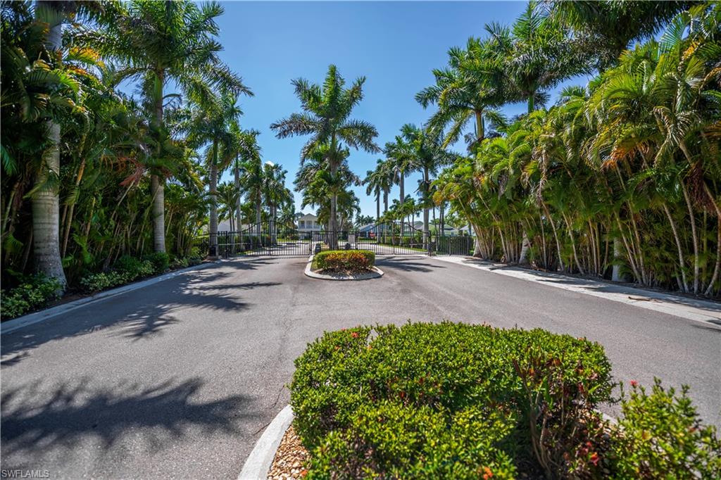 CELEBRATION CAPE - Residential