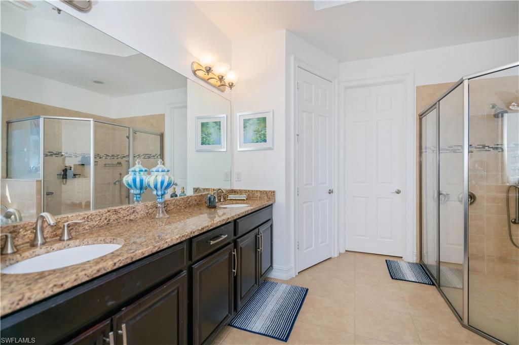 CELEBRATION CAPE - Residential