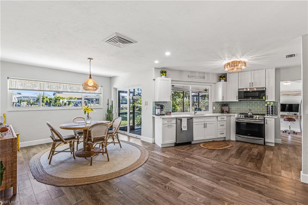 ISLES OF CAPRI - Residential