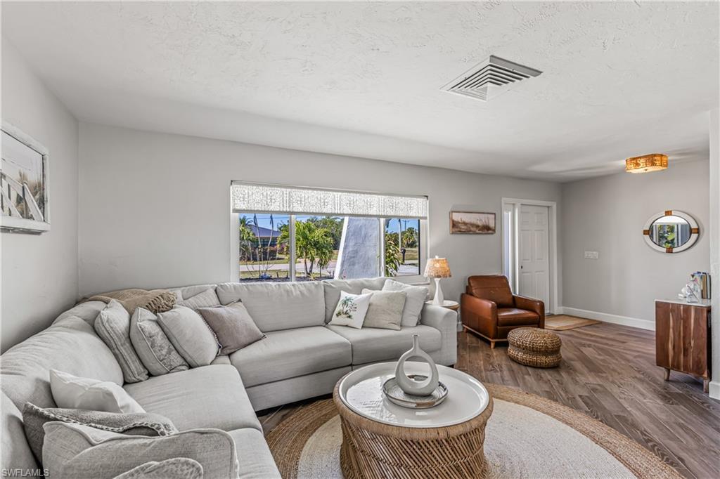 ISLES OF CAPRI - Residential