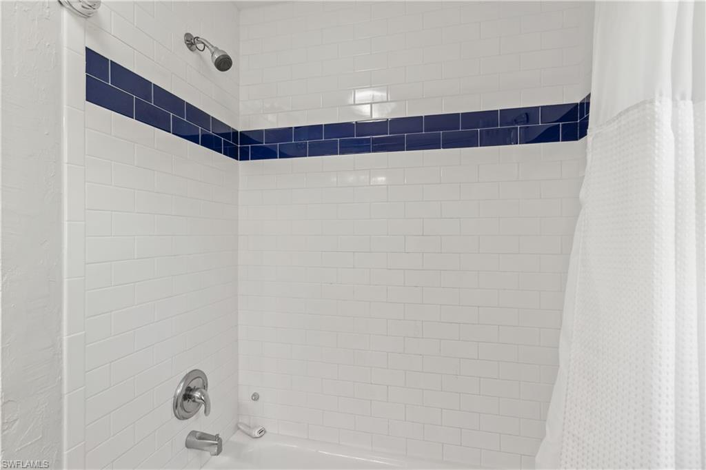 ISLES OF CAPRI - Residential