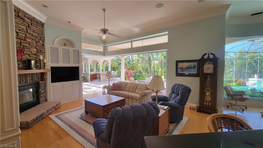 COLLIERS RESERVE - Residential