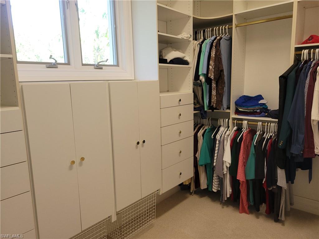 COLLIERS RESERVE - Residential