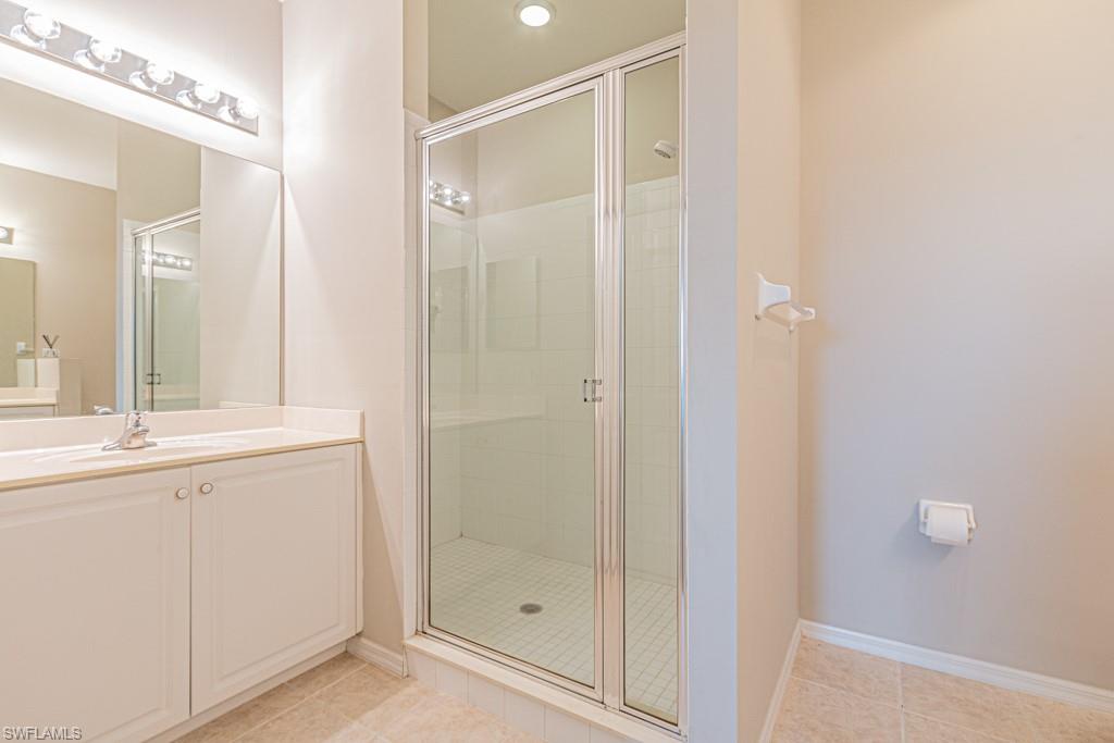 BRITANNIA IV - Residential