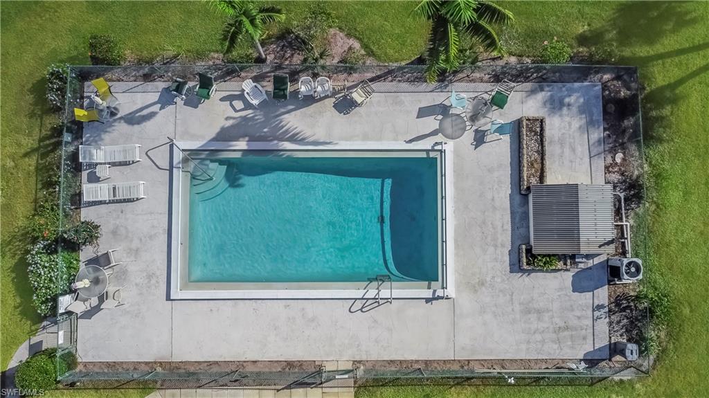 FAIRWAYS I - Residential