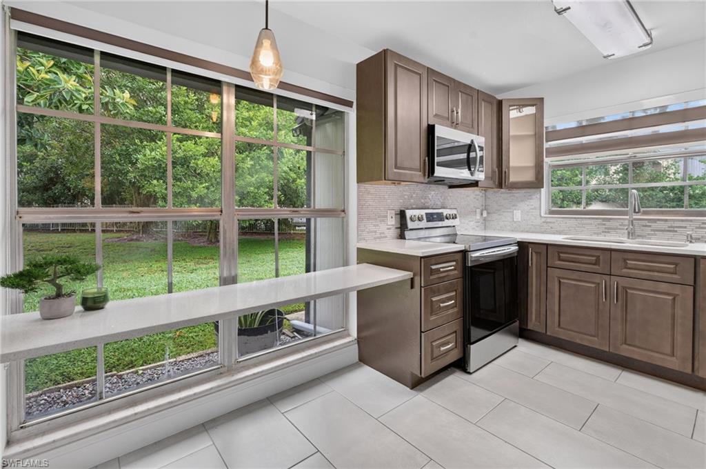 10452 Lakeport CT