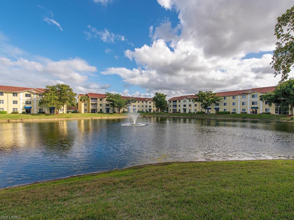 KEY ROYAL CONDOMINIUMS - Residential