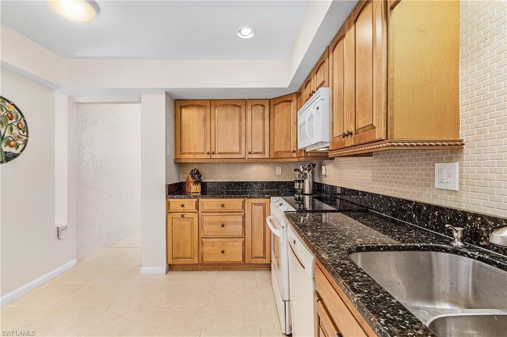 WINDJAMMER VILLAGE AT THE LAND - Residential