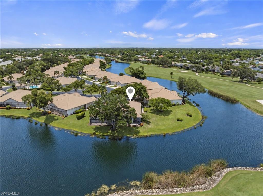 8601 Fairway Bend DR