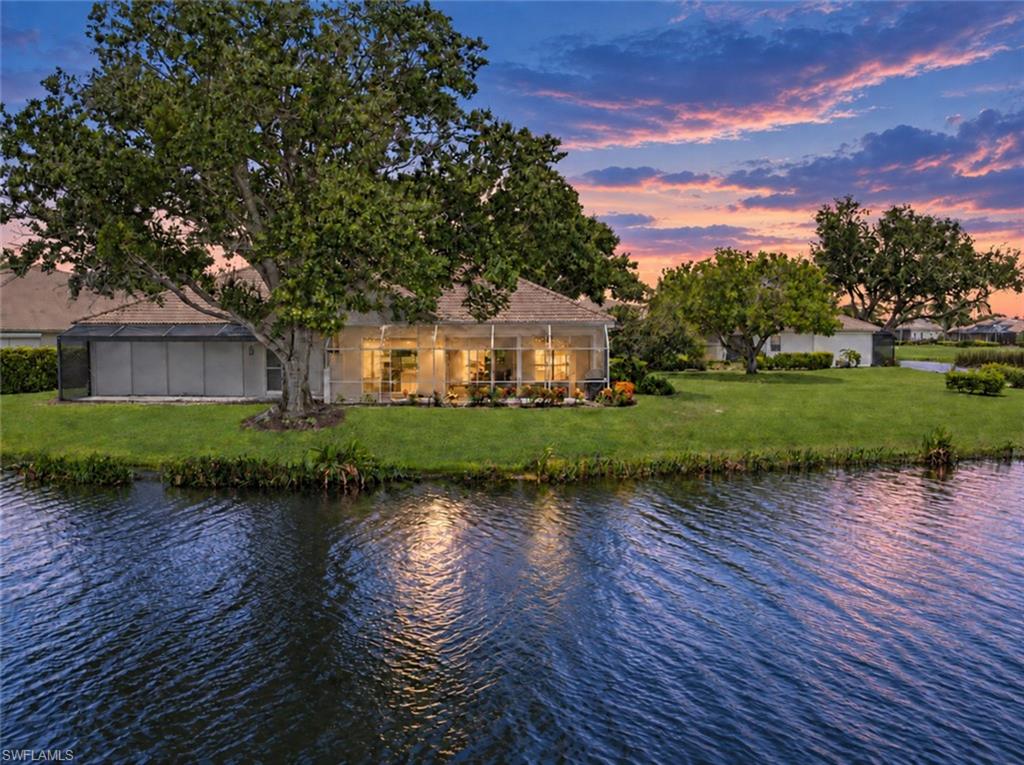 8601 Fairway Bend DR