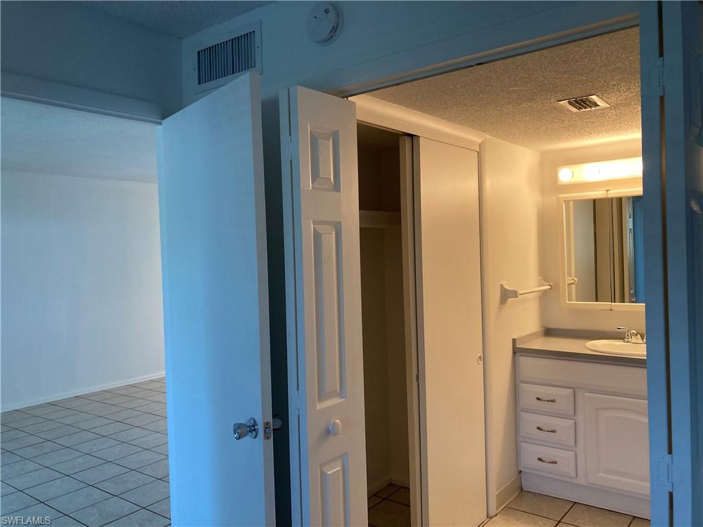 VALLEY STREAM COURT - Residential