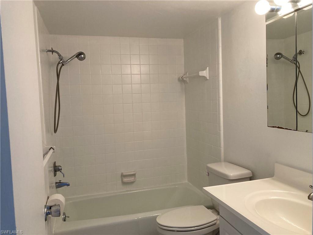 VALLEY STREAM COURT - Residential