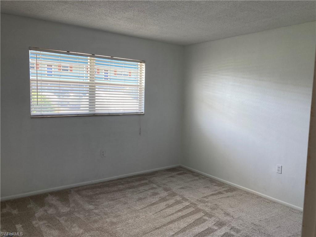 VALLEY STREAM COURT - Residential