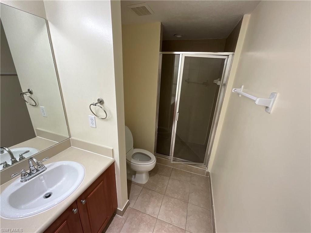 THE COVE AT SIX MILE - Residential Lease