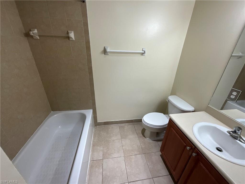 THE COVE AT SIX MILE - Residential Lease