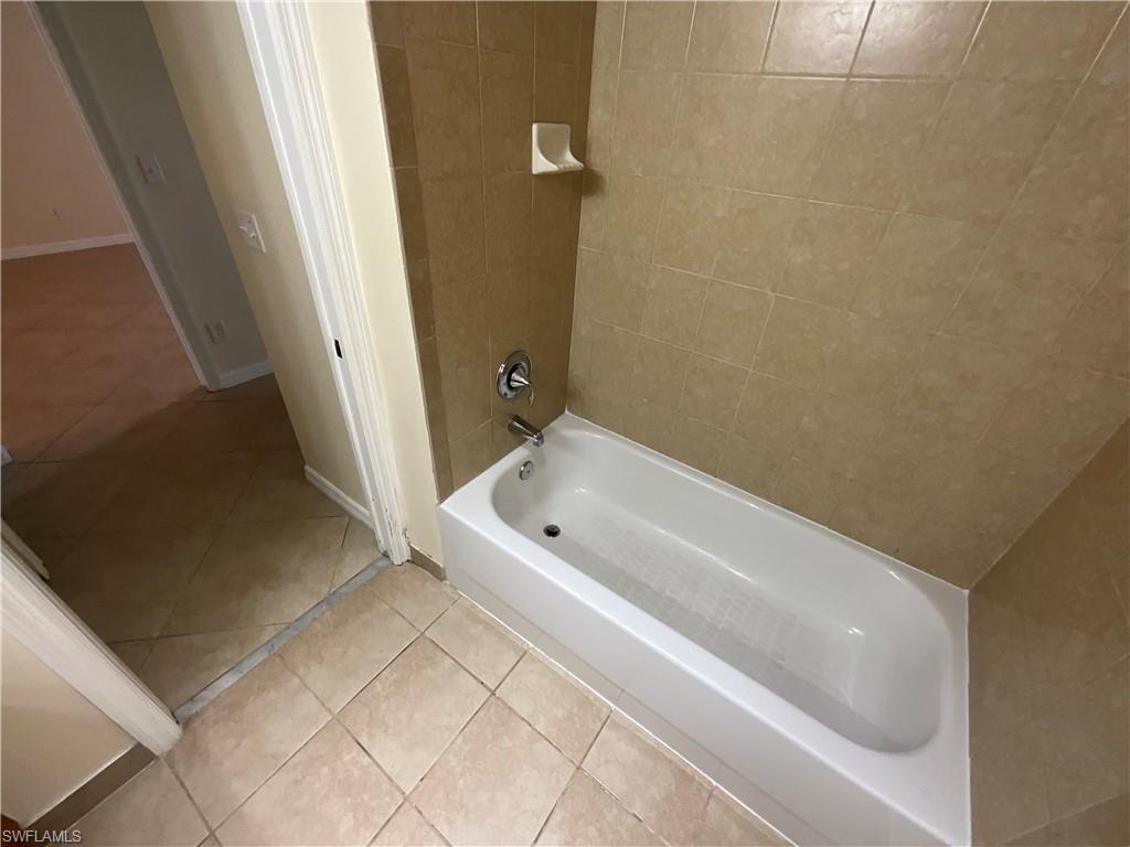 THE COVE AT SIX MILE - Residential Lease