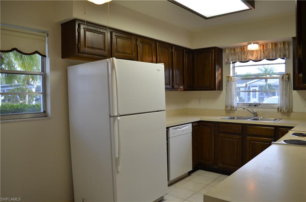 MYERLEE GARDENS CONDO - Residential