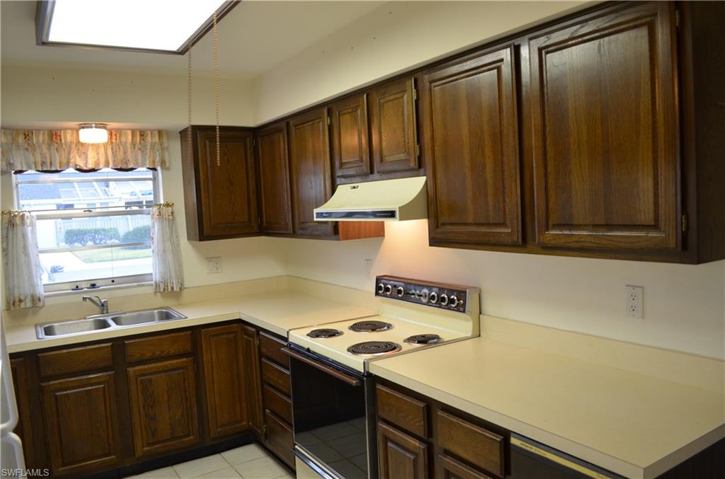 MYERLEE GARDENS CONDO - Residential