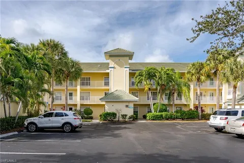 15495 Cedarwood Ln Unit 9-104, Naples, FL 34110 - #: 224094021