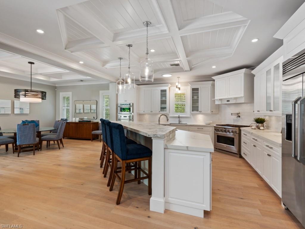 MOORINGS - Residential