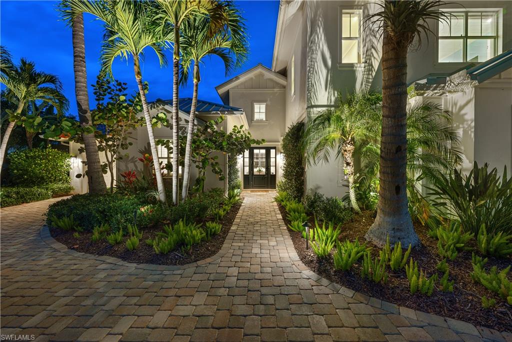 MOORINGS - Residential