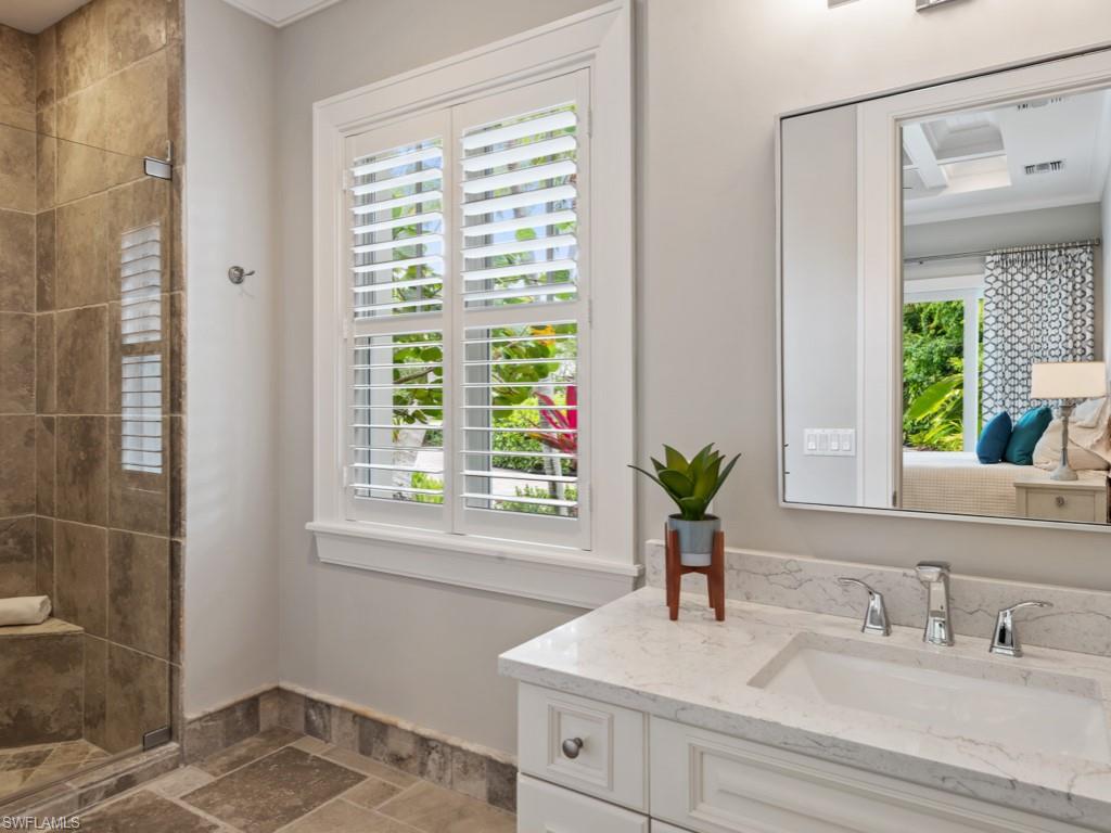 MOORINGS - Residential