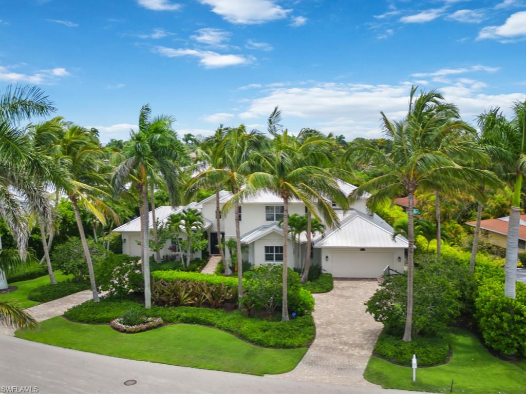 MOORINGS - Residential