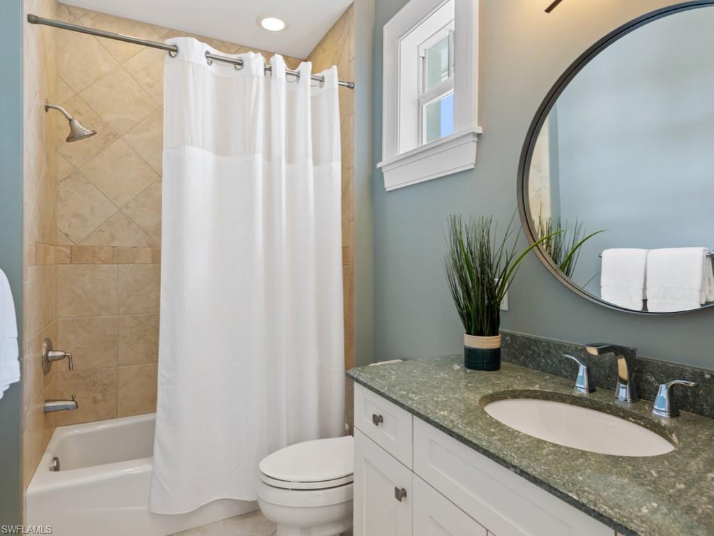 MOORINGS - Residential