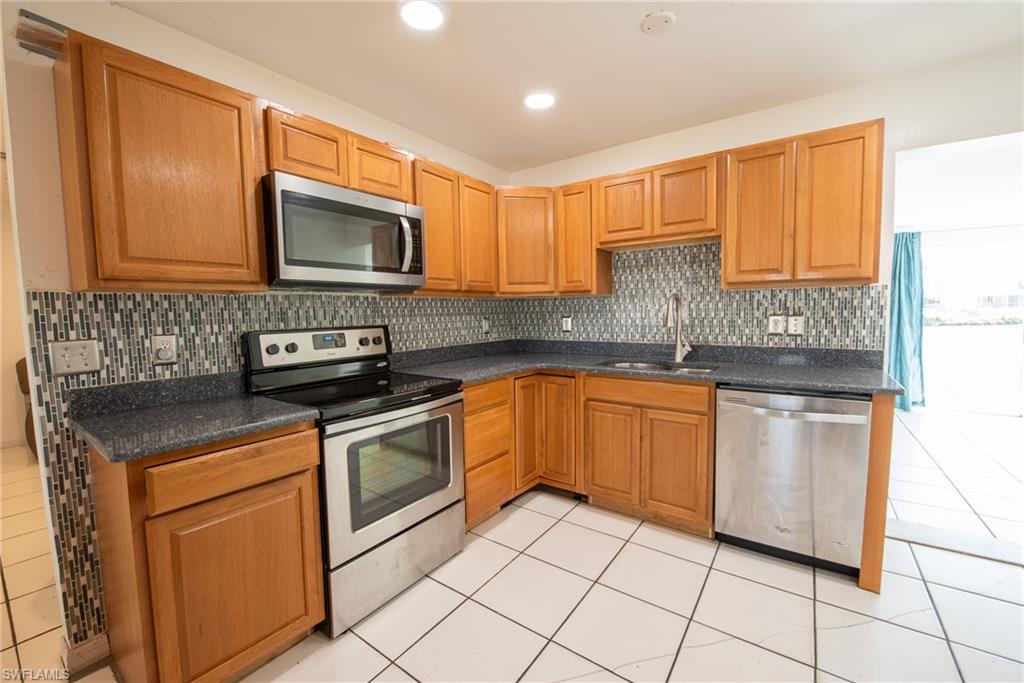 PORT CHARLOTTE - Residential