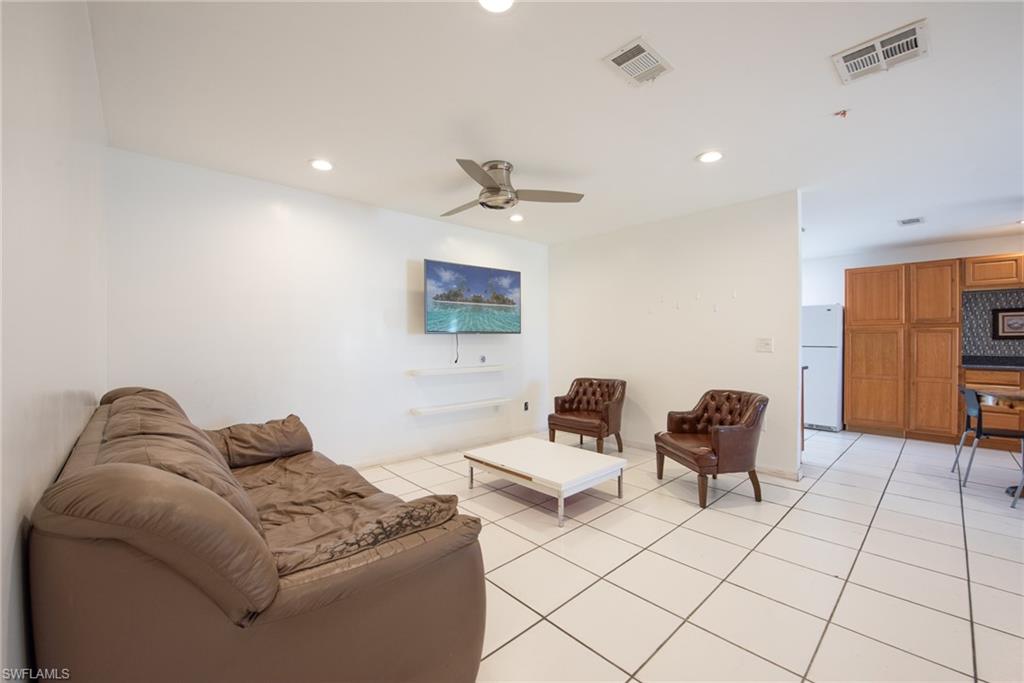 PORT CHARLOTTE - Residential