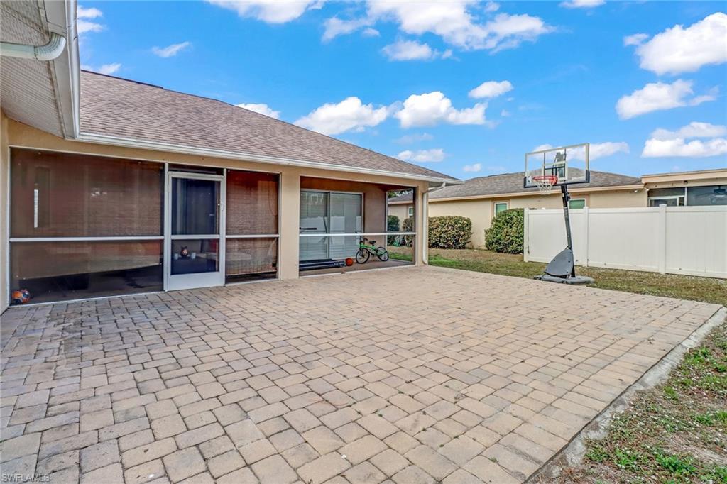 GOLDEN GATE CITY - Residential