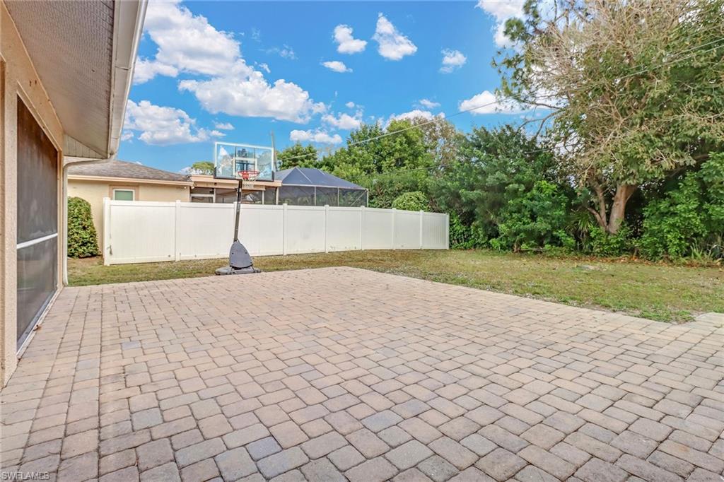 GOLDEN GATE CITY - Residential