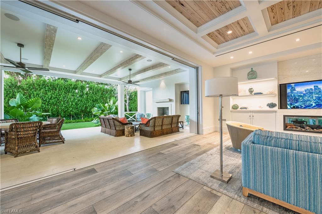 OLDE NAPLES - Residential