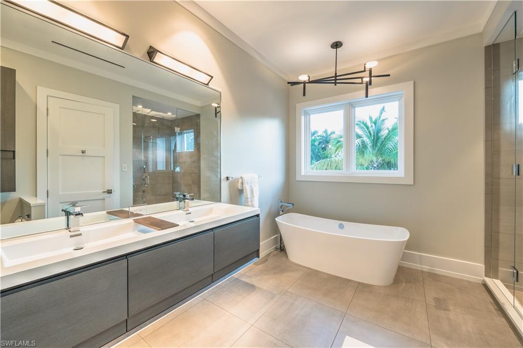 OLDE NAPLES - Residential