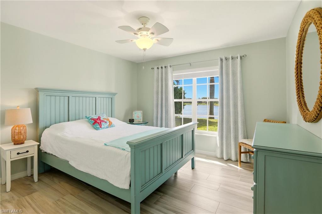 LONGSHORE LAKE - Residential