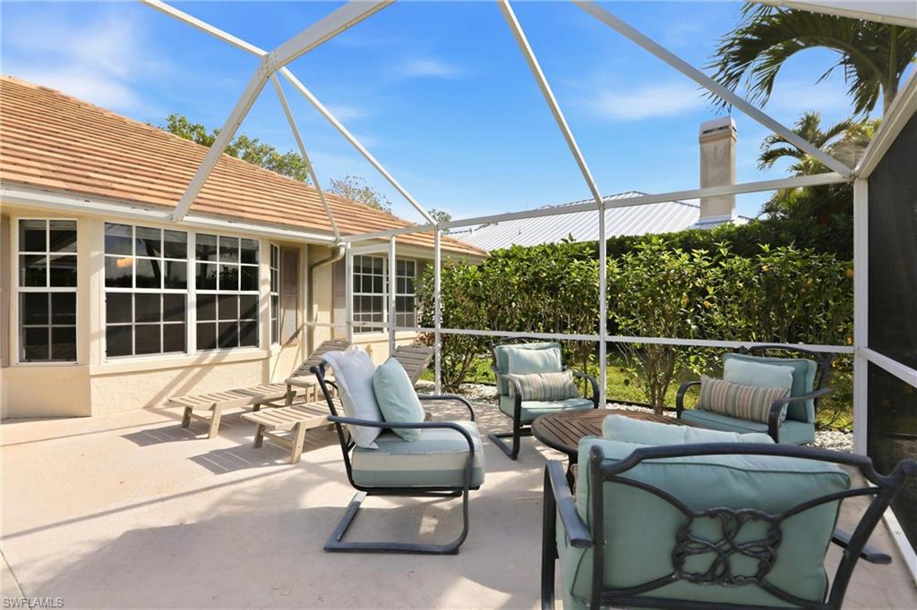 LONGSHORE LAKE - Residential