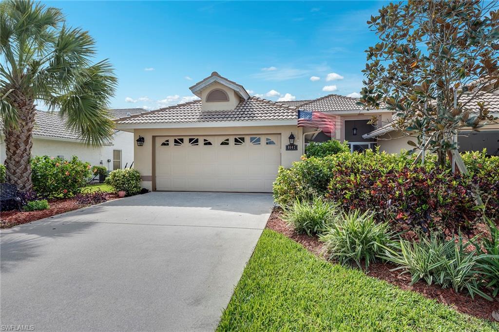 MUSTANG VILLAS - Residential