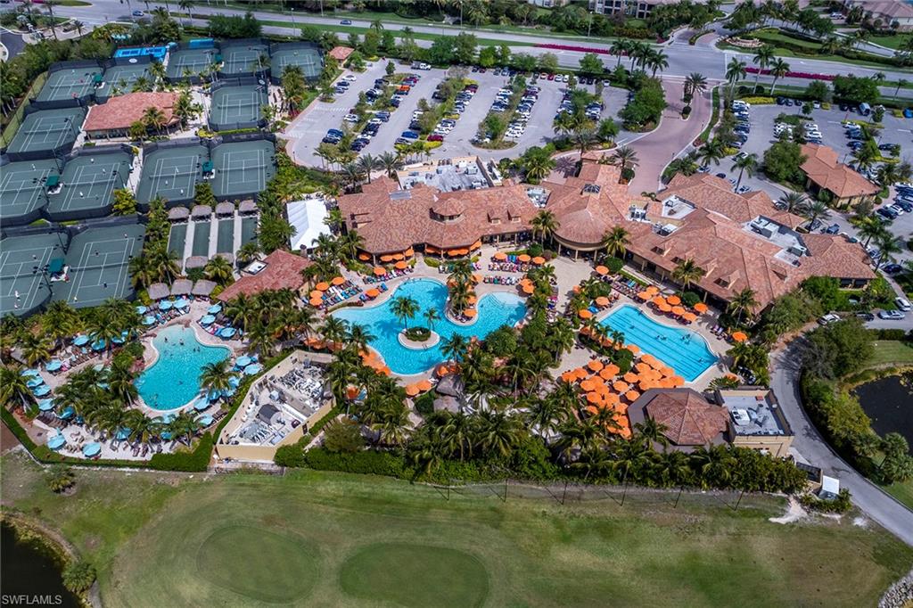 MUSTANG VILLAS - Residential