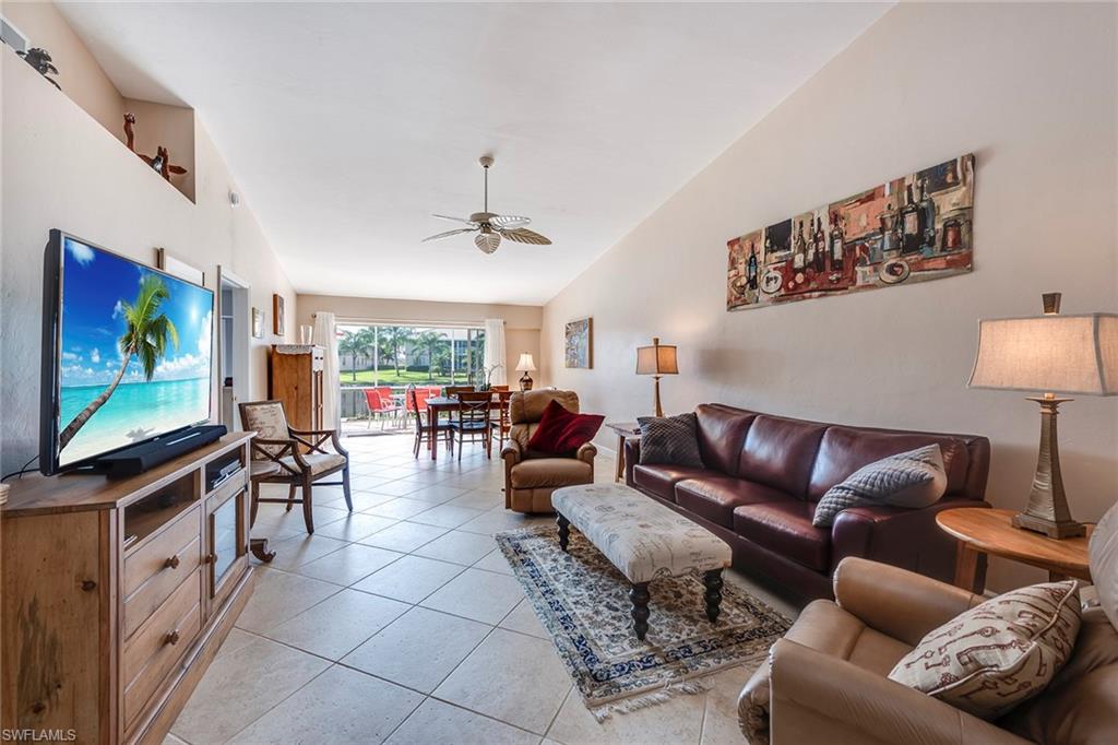 MUSTANG VILLAS - Residential