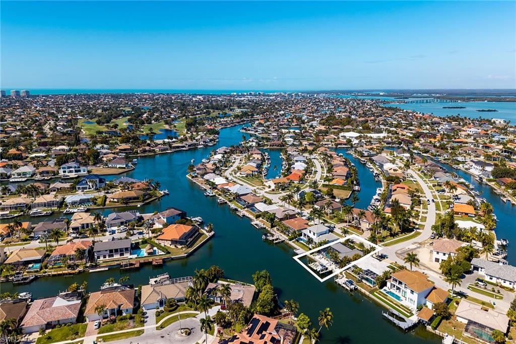 MARCO BEACH - Residential