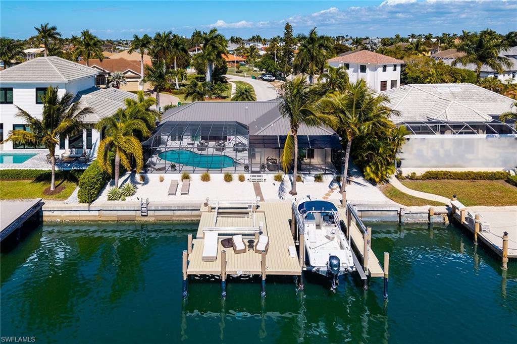 MARCO BEACH - Residential