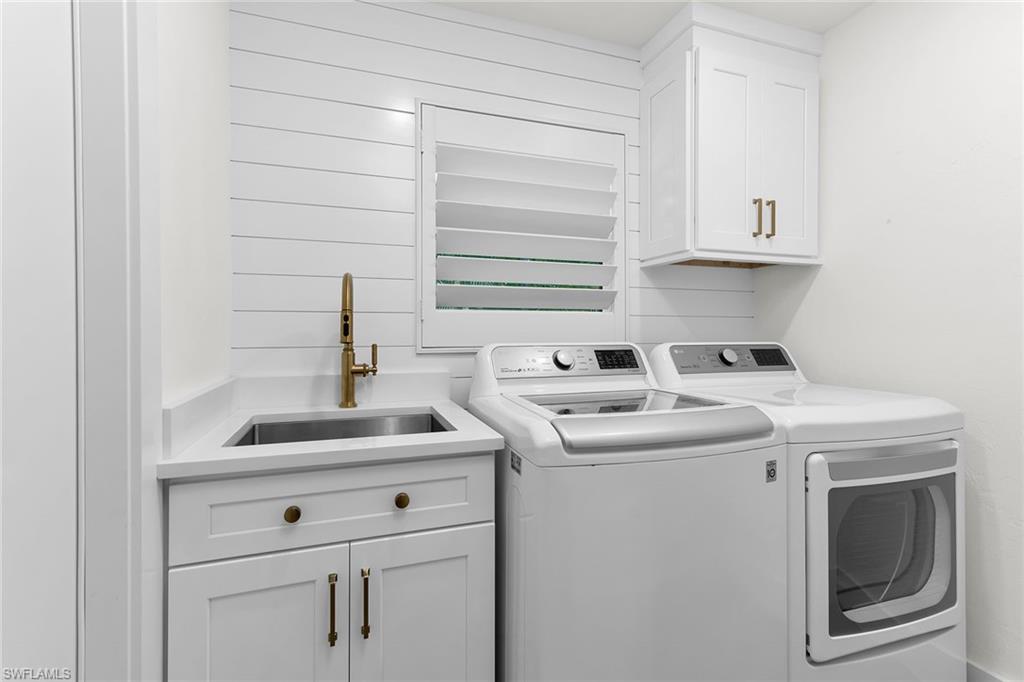 MARCO BEACH - Residential