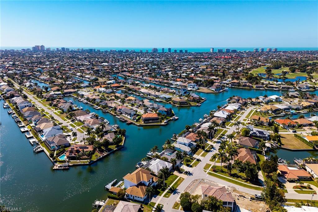 MARCO BEACH - Residential