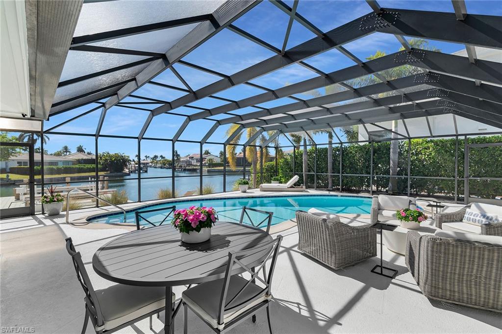 MARCO BEACH - Residential