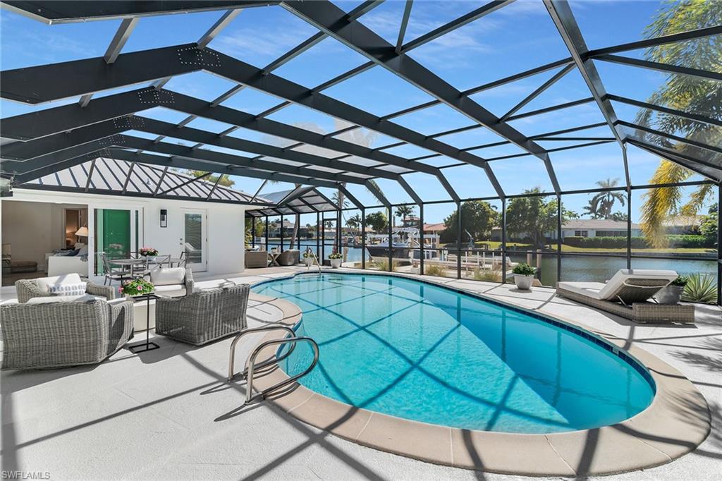 MARCO BEACH - Residential