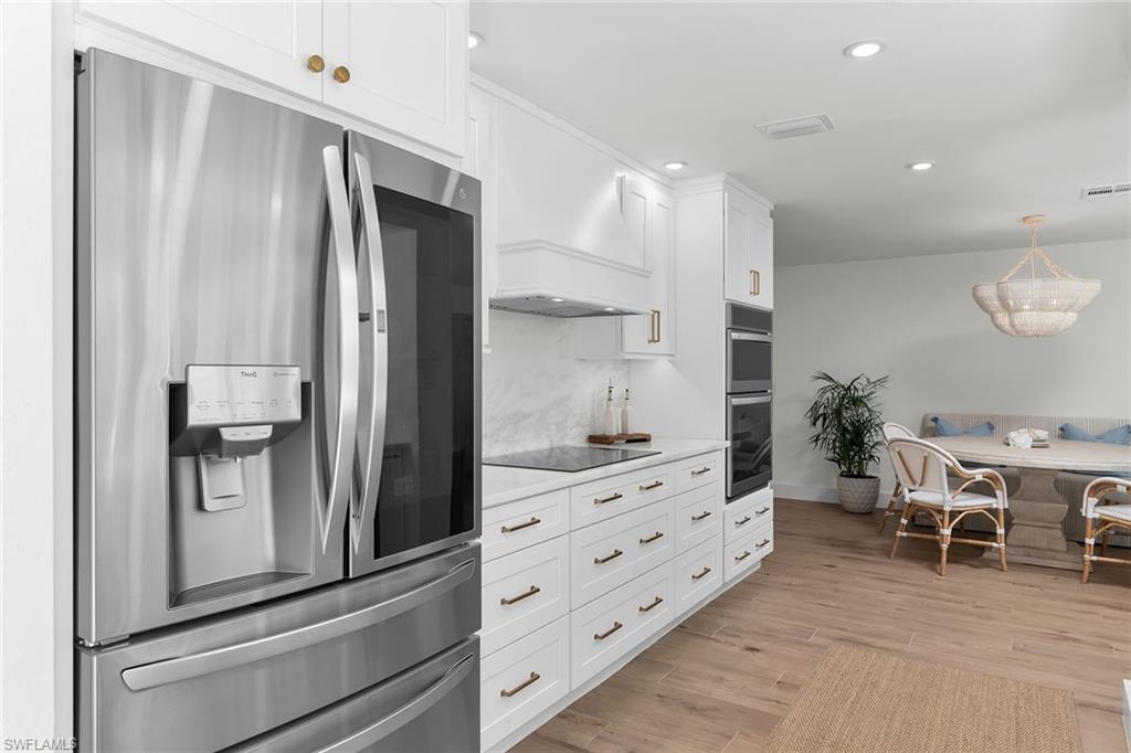 MARCO BEACH - Residential