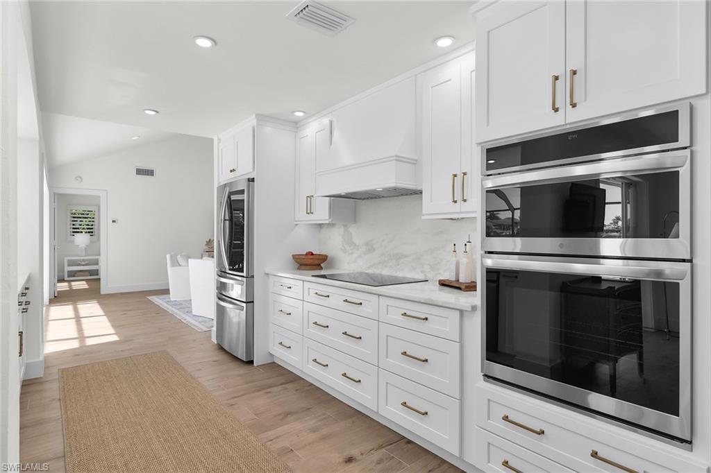 MARCO BEACH - Residential